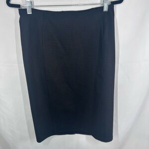 NWOT Liverpool of Los Angeles Black Pencil Skirt.  SZ. 4. Style # XM6023EG